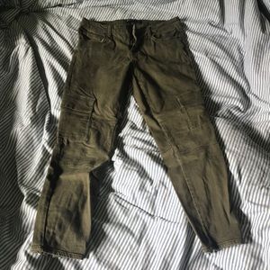 Dark green/olive green pants